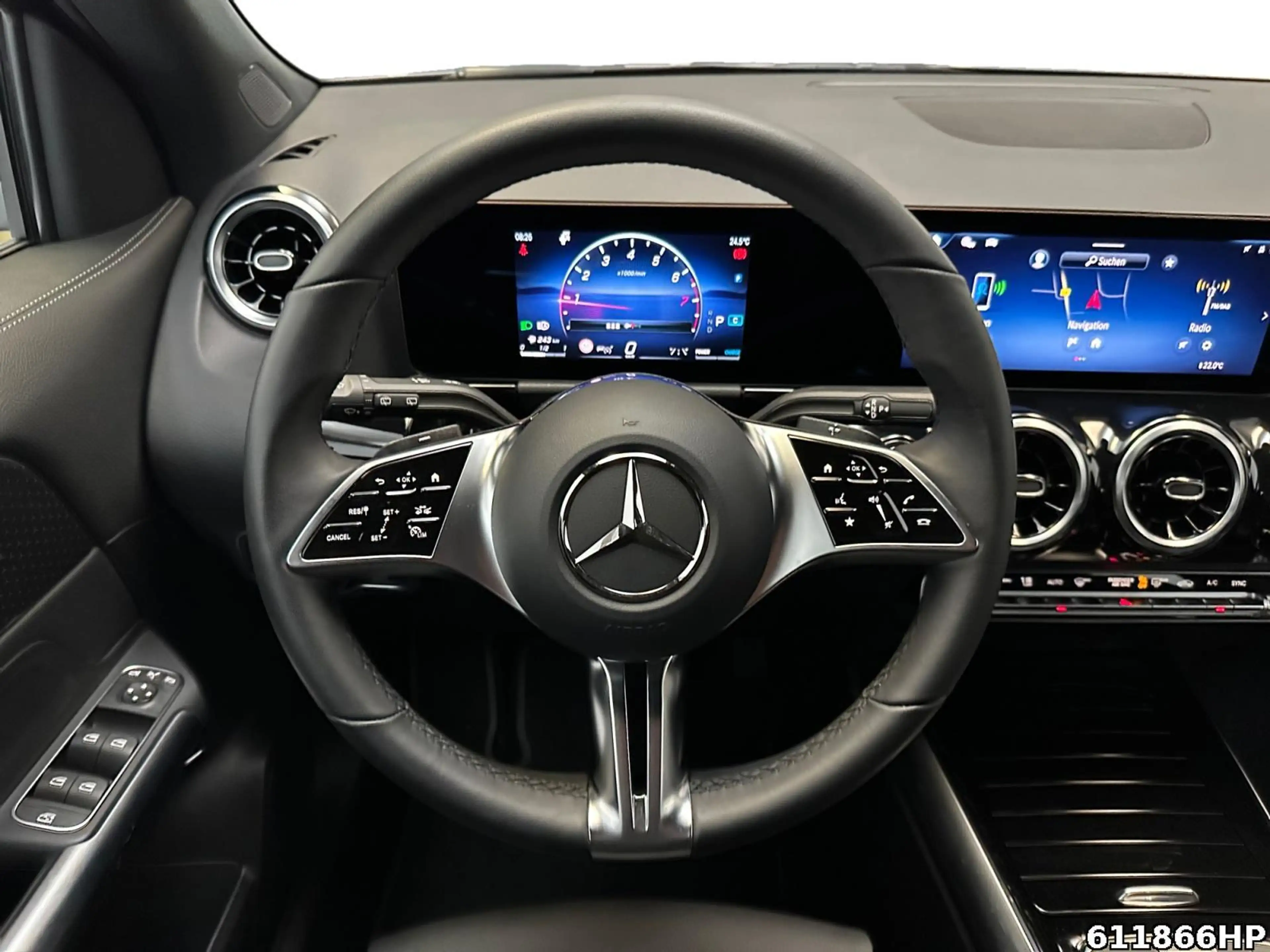 Mercedes-Benz GLA 200 Progressive DISTRONIC AHK Rückfahrkamera — photo 9
