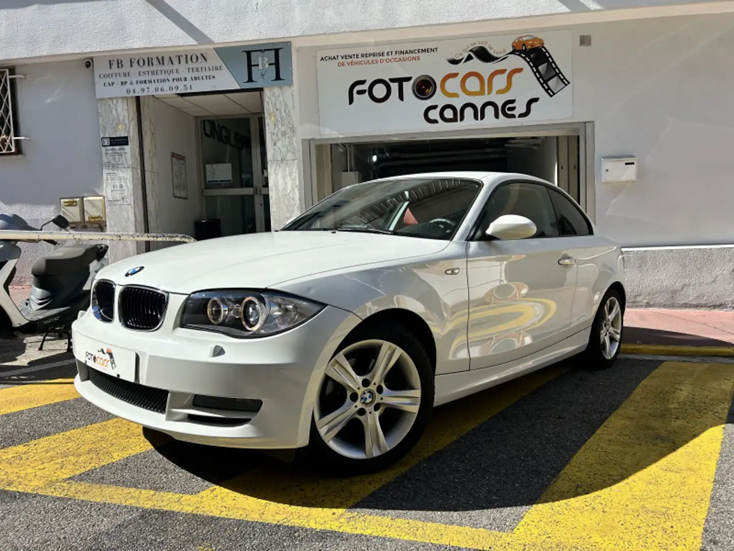 BMW 120 (E82) 120DA 177CH LUXE - 1