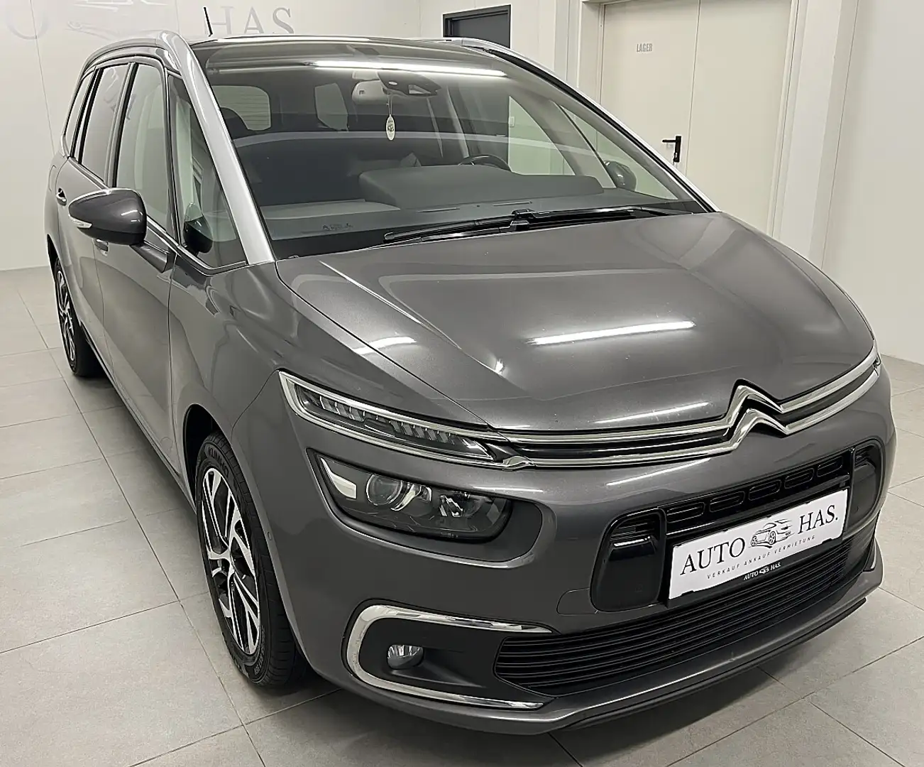 Citroen C4 SpaceTourer C4 Spacetourer Grand PureTech 130 S&S EAT8 Shine Grau - 1