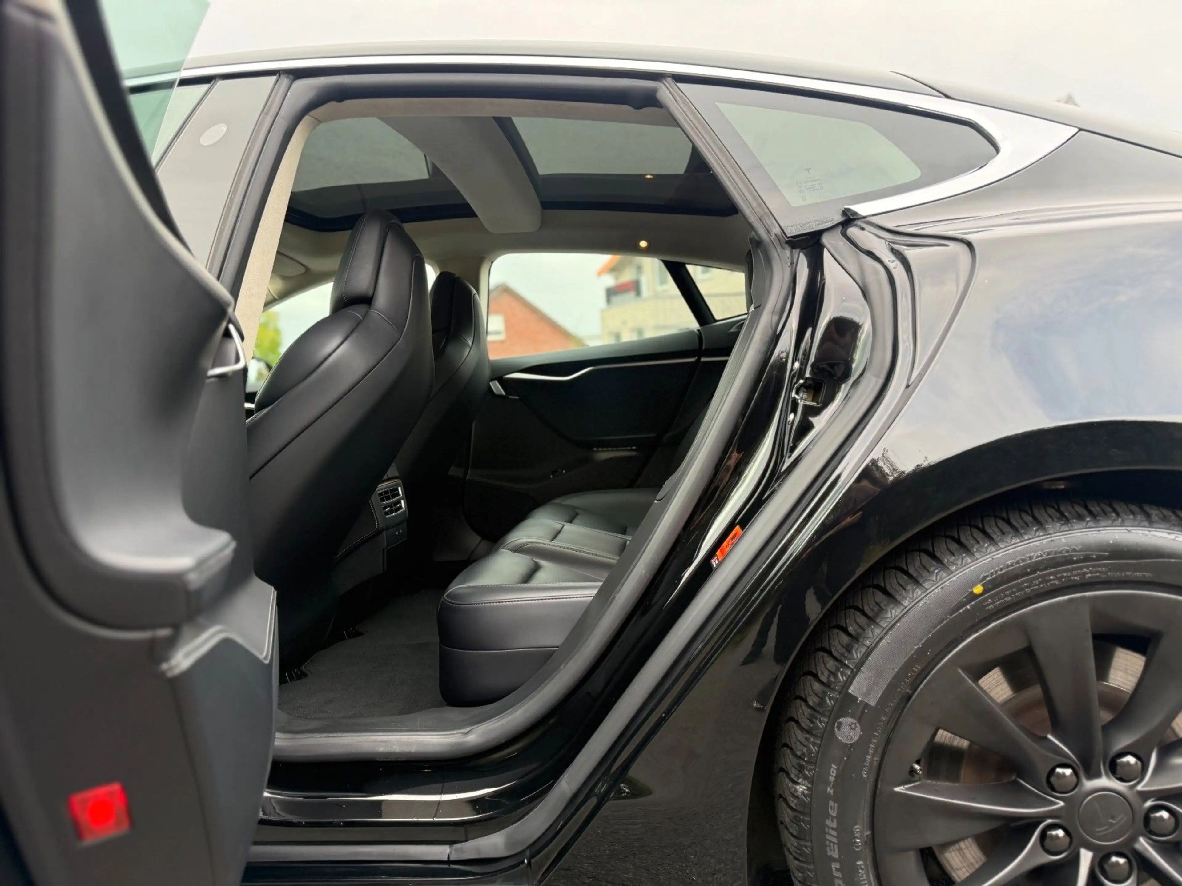 Tesla Model S 75D Dual Motor Premium *FSD* — photo 10