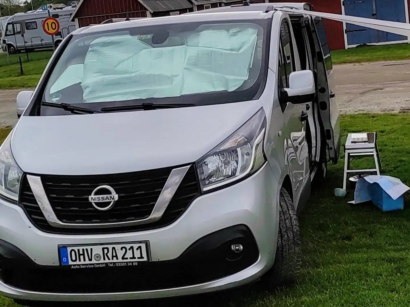 Nissan NV300 NV300 L1H1 2,7 dCi 145 (9-Si.) Premium Grau - 2