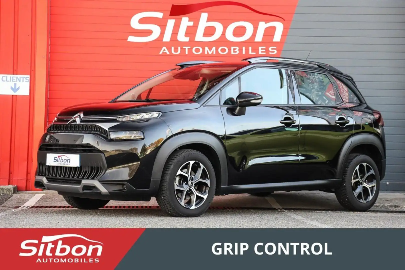 Citroen C3 Aircross 1.2 PureTech 110 Plus GRIP CONTROL %2B CARPLAY Noir - 1