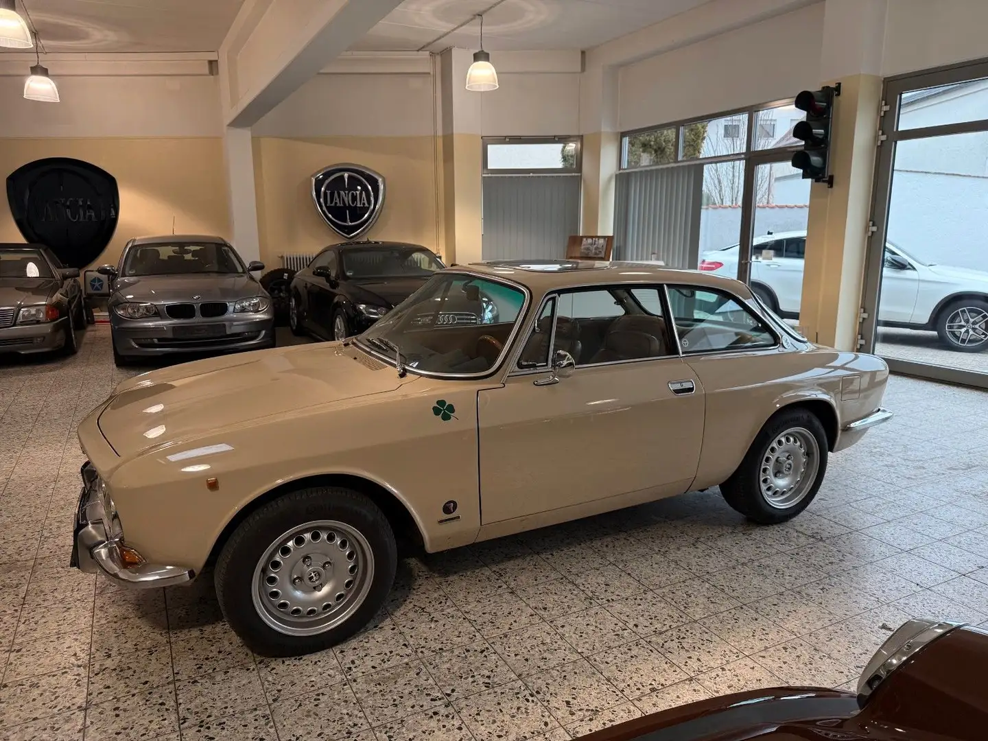 Alfa Romeo GTV 2000 Veloce°131 PS°H-ZULASSUNG°Top Zustand° - 2