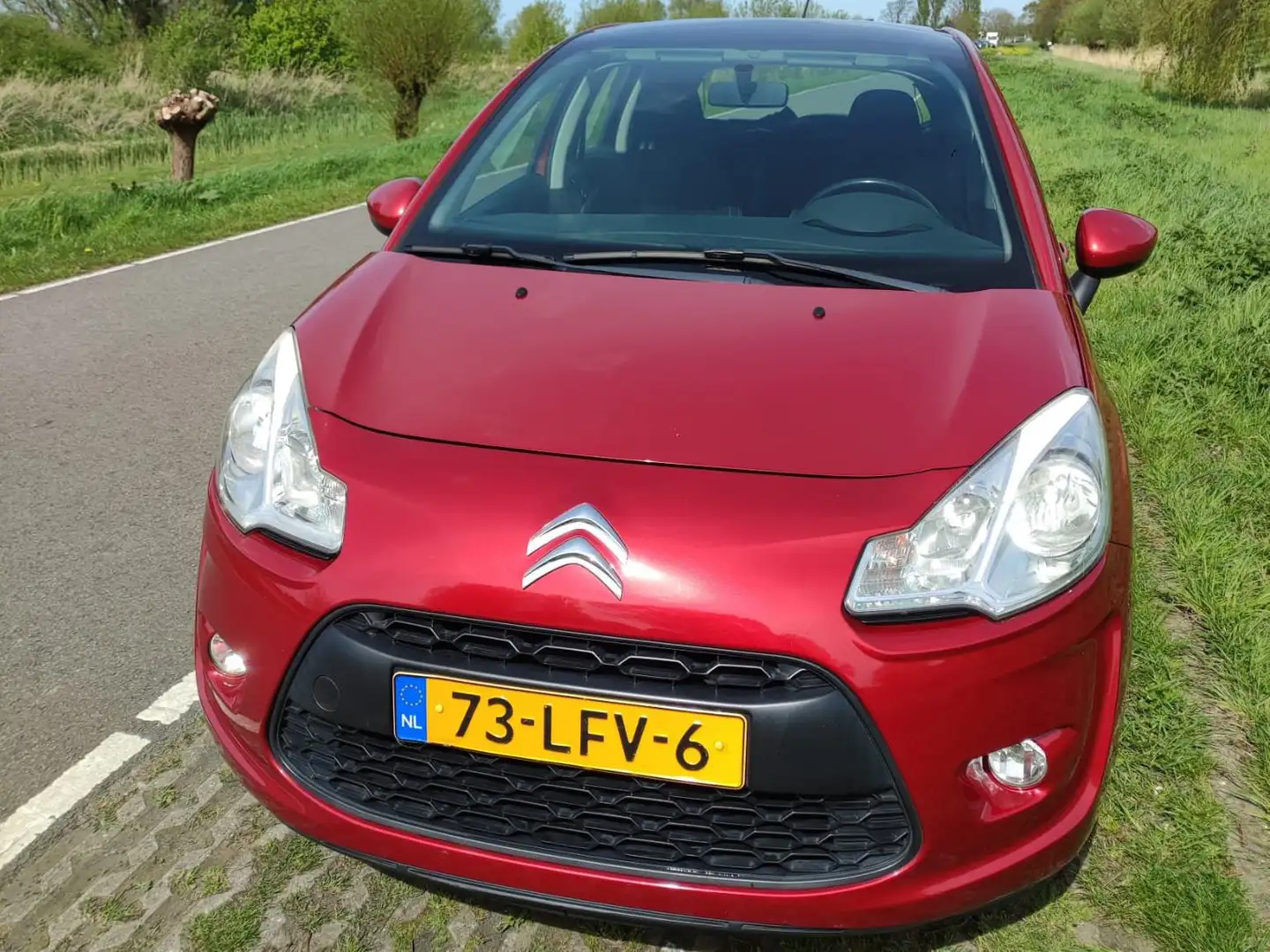 Citroen C3 C3 1.4 VTi Dynamique Rood - 1