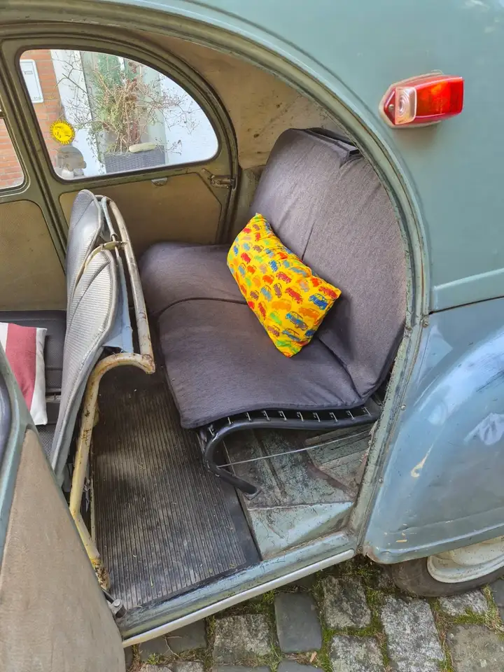 Citroen 2CV AZ, foto 5