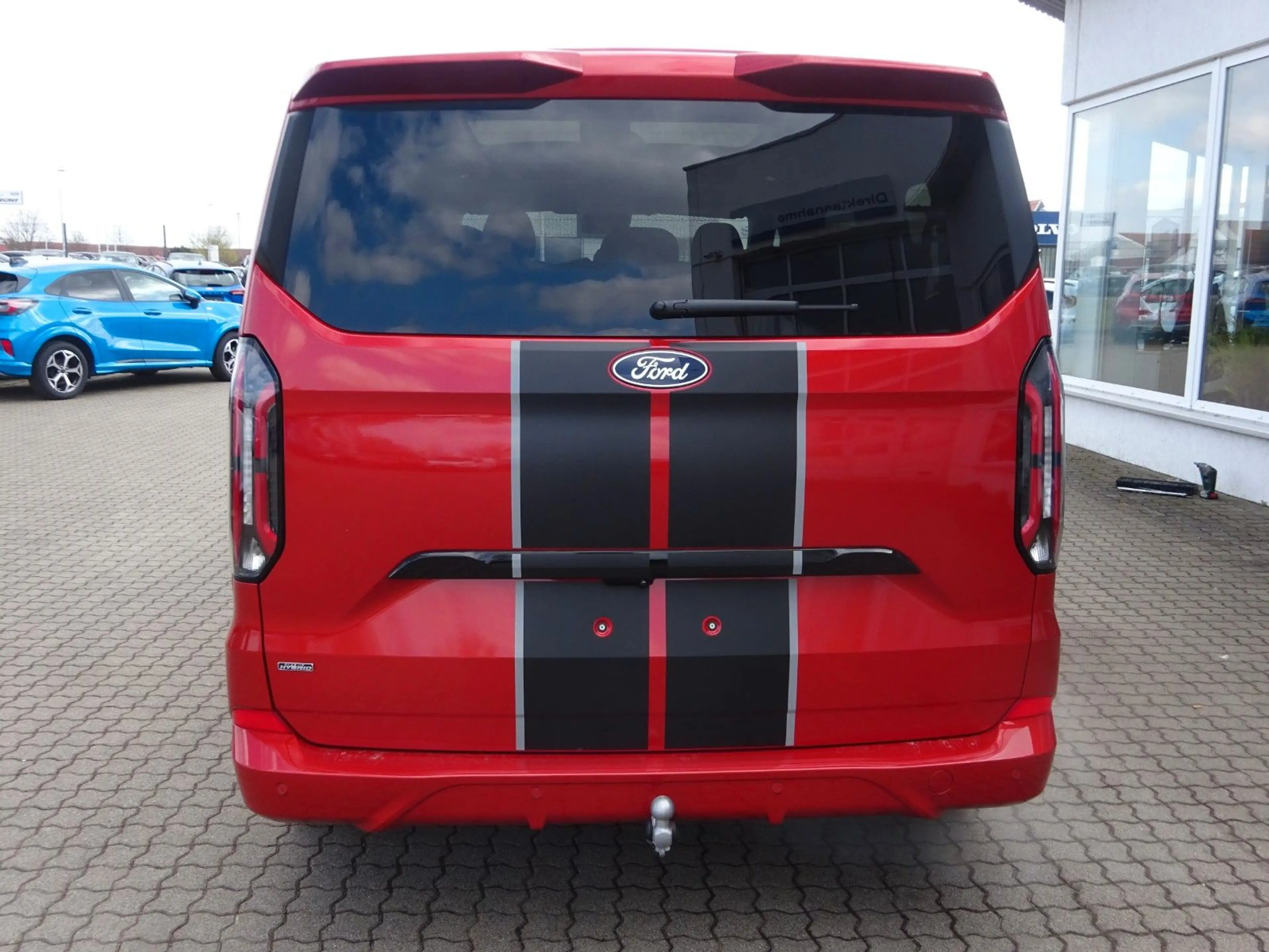 Ford Tourneo Custom L1 Sport PHEV AHK Exklusiv 360Kam — photo 5