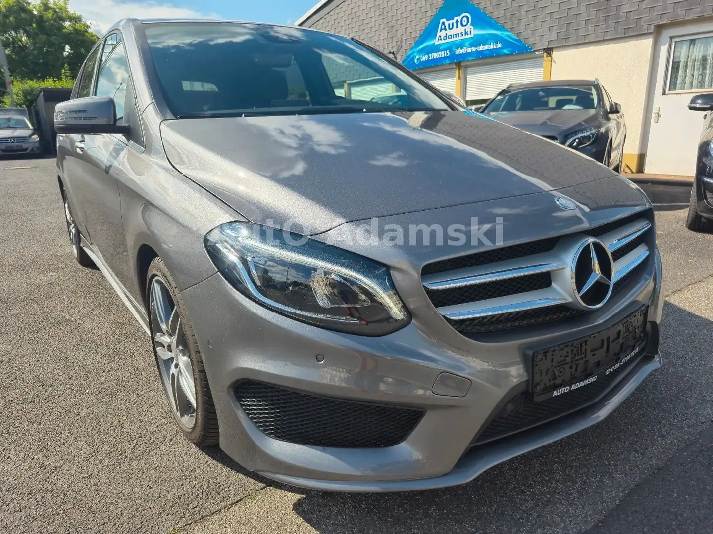Mercedes-Benz B 200 7G-DCT AMG Line 1.Hand LED IHC 56tkm Navi Grigio - 2