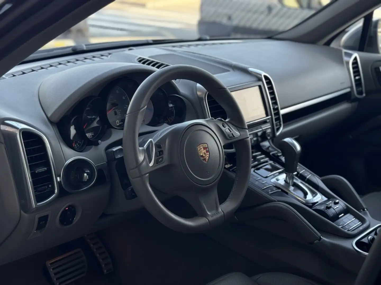 Porsche Cayenne S Aut. Gris - 2