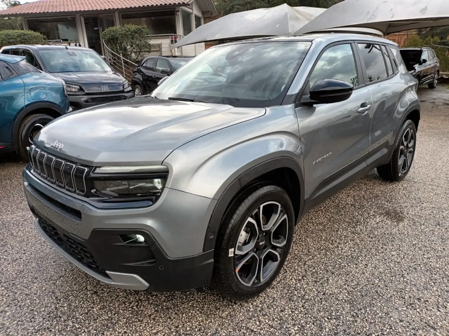 Jeep Avenger 1200 MHEV SUMMIT AUTOM TETTO PREZZO SENZA VINCOLI Grigio - 2