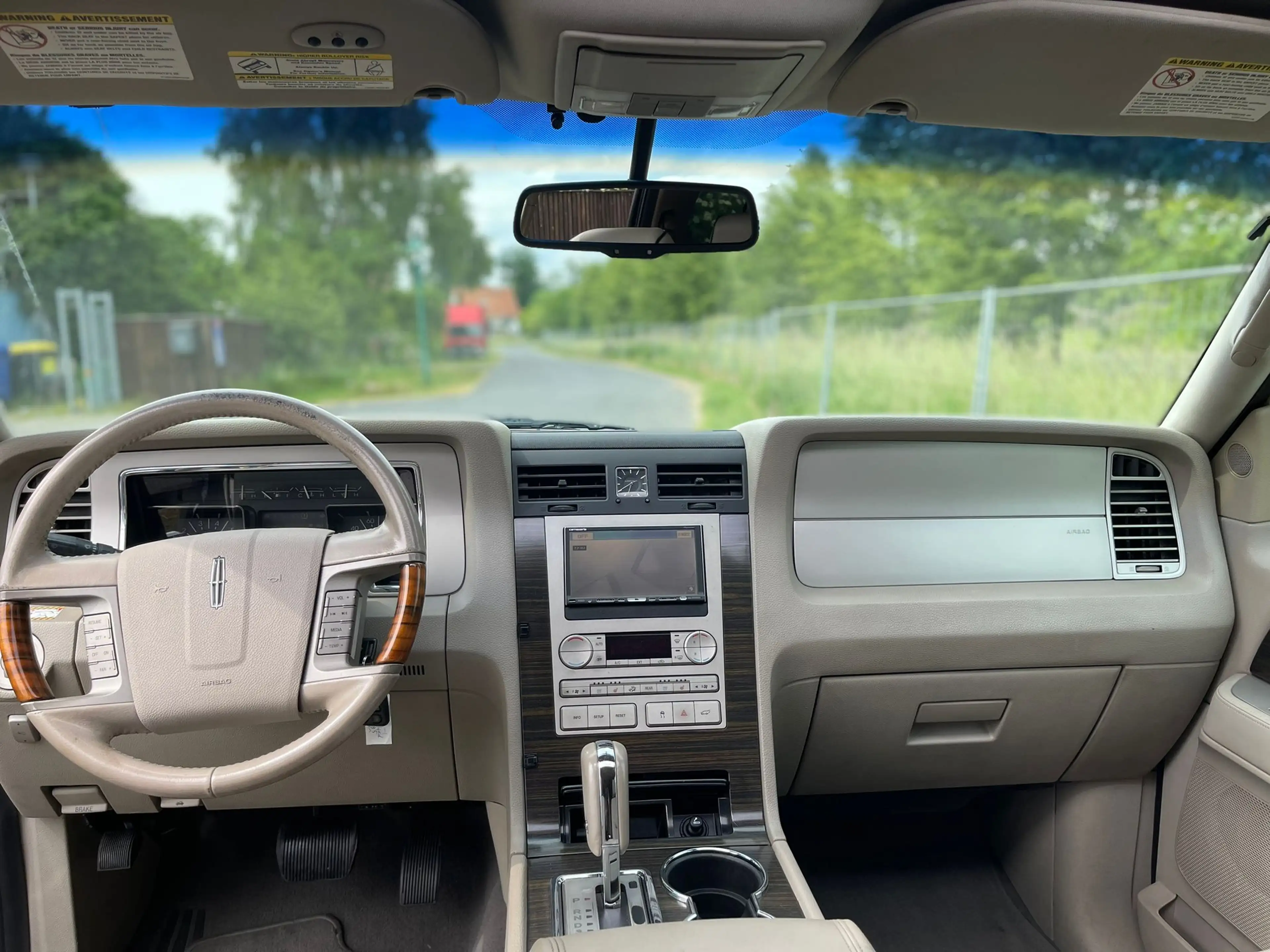 Lincoln Navigator 5,4"AUTOMATIK"LEDER"7 SITZE"SCHIEBEDACH"LIMITED" — photo 12