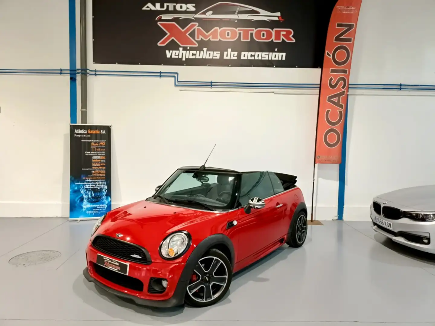 MINI Cooper D Cabrio Rot - 2