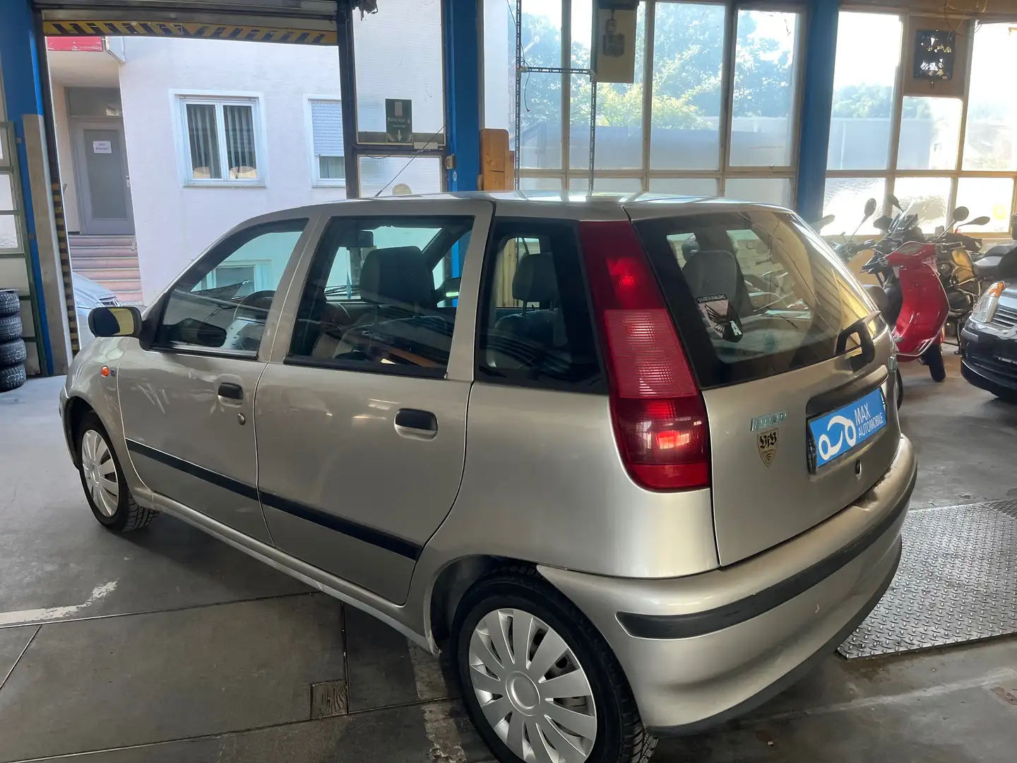 Fiat Punto 60 Selecta SX Automatik nur 81000KM !.Rentnerhand Stříbrná - 2
