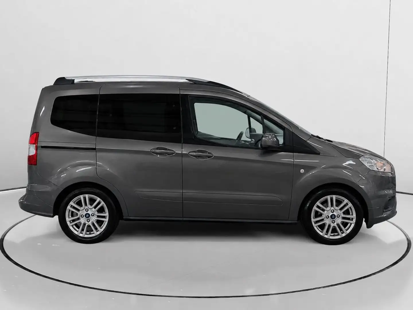 Ford Tourneo Courier 1.0 Ecoboost Titanium Gris - 2