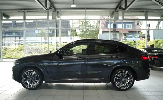 BMW X4 M view 13