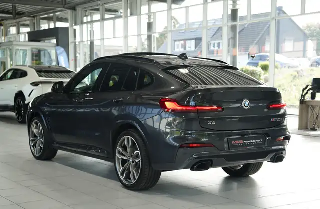 BMW X4 M view 12