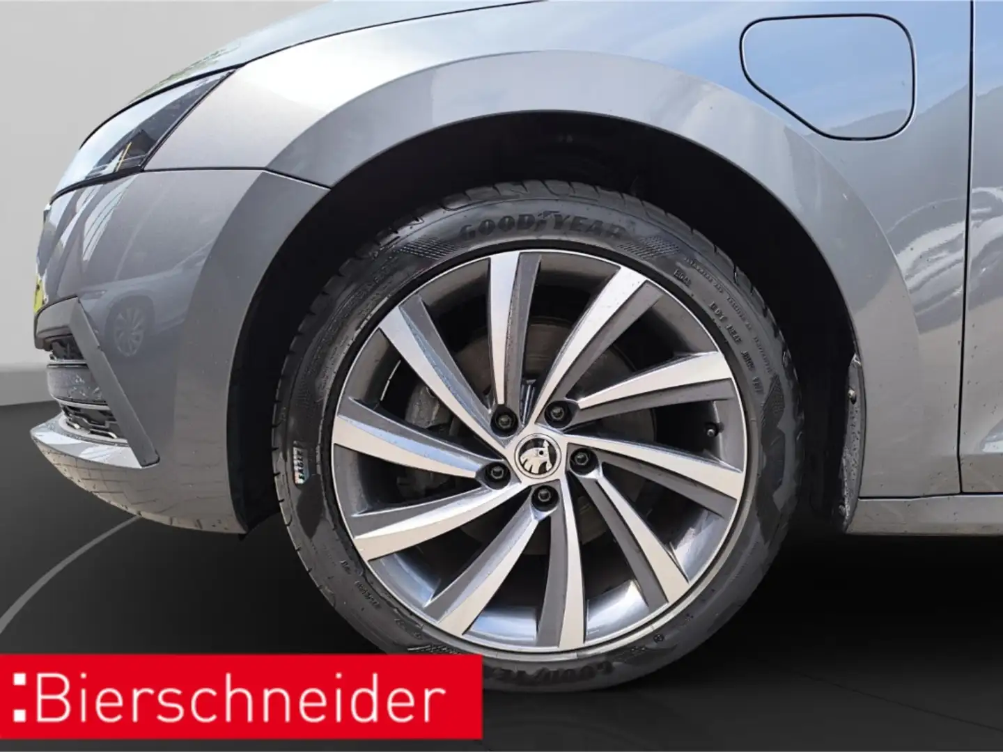 Skoda Octavia 1.4 TSI e-Hybrid DSG Style NAVI ACC LED Gris - 2