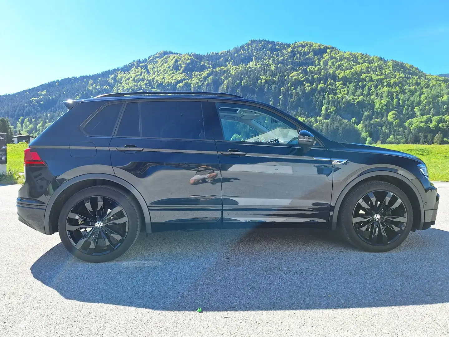 Volkswagen Tiguan Tiguan 1,5 TSI ACT Highline DSG Highline Schwarz - 1