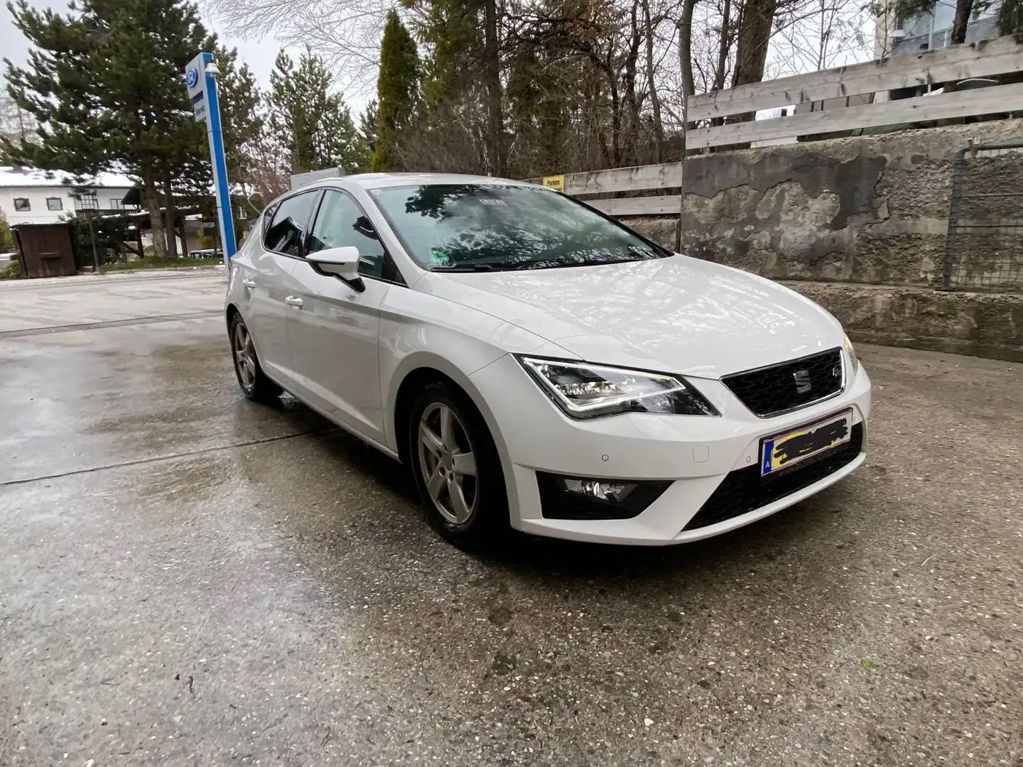 SEAT Leon Leon ST FR 1,4 TSI ACT Start-Stop FR Start-Stopp Weiß - 2
