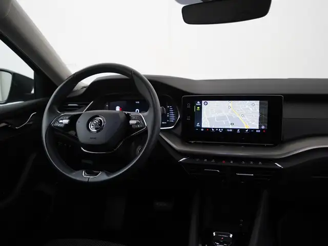 Skoda Octavia view 7
