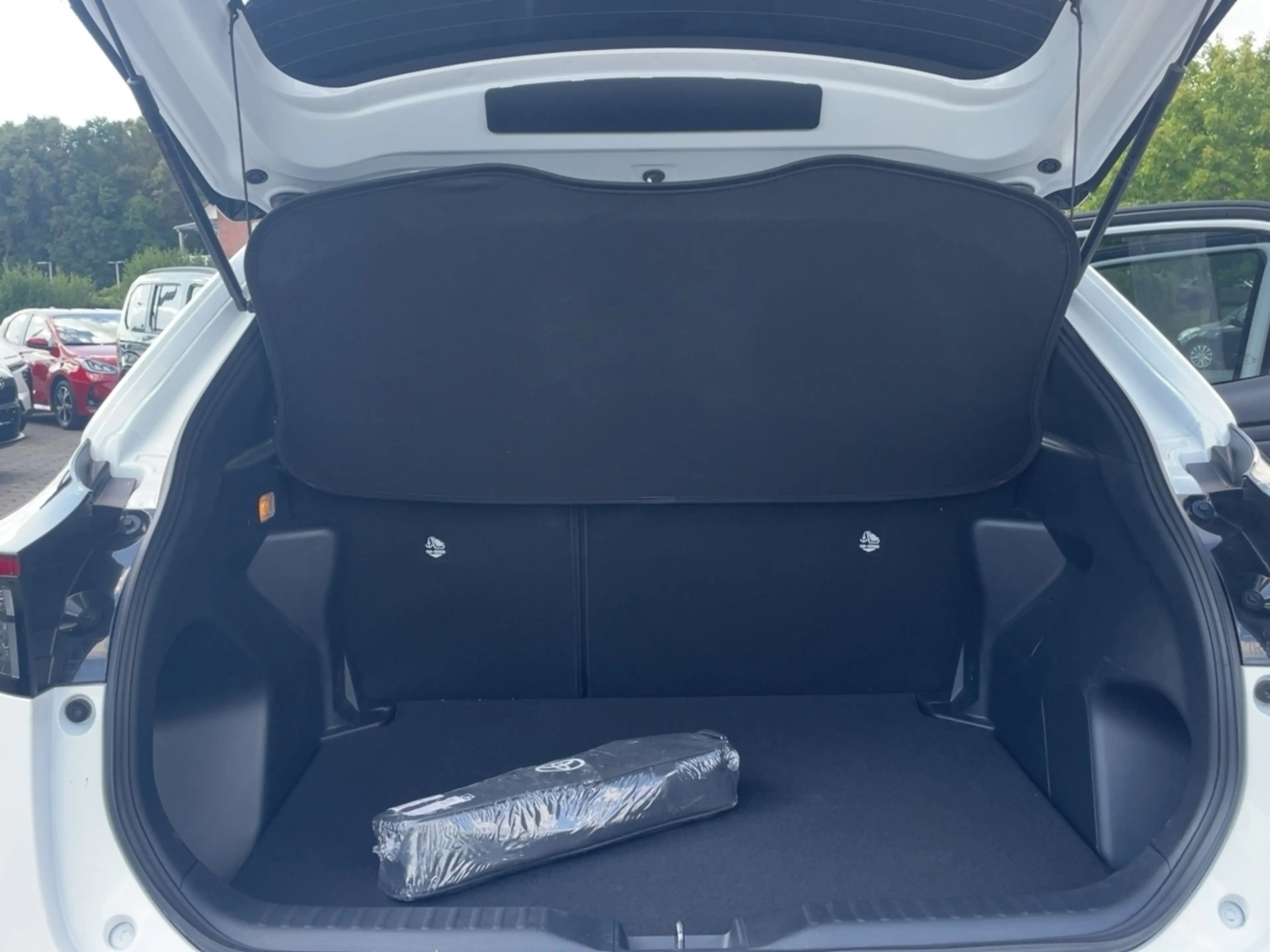 Toyota Yaris Cross 1.5 VVT-iE Hybrid Teamplayer*SHZ*LRHZ* — photo 13