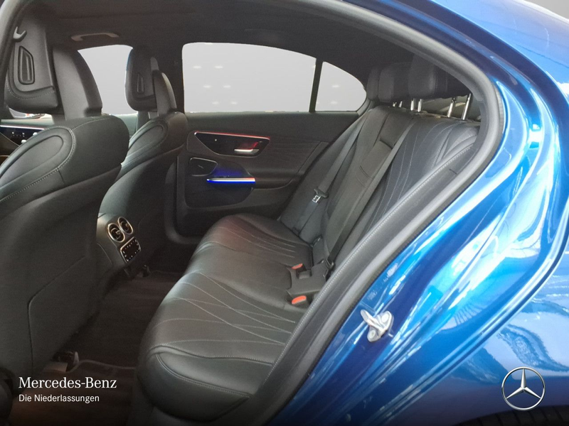 Mercedes-Benz C 400 e 4M AMG+NIGHT+PANO+360+SITZKLIMA+KEYLESS+9G — photo 12