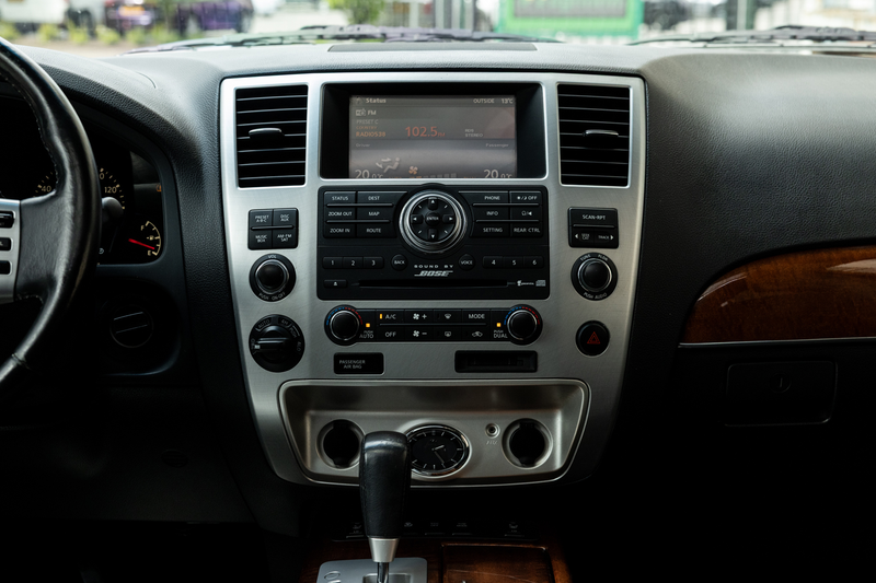 Infiniti QX56 AWD 5.6 V8 AUT (320pk) 8-persoons — photo 7