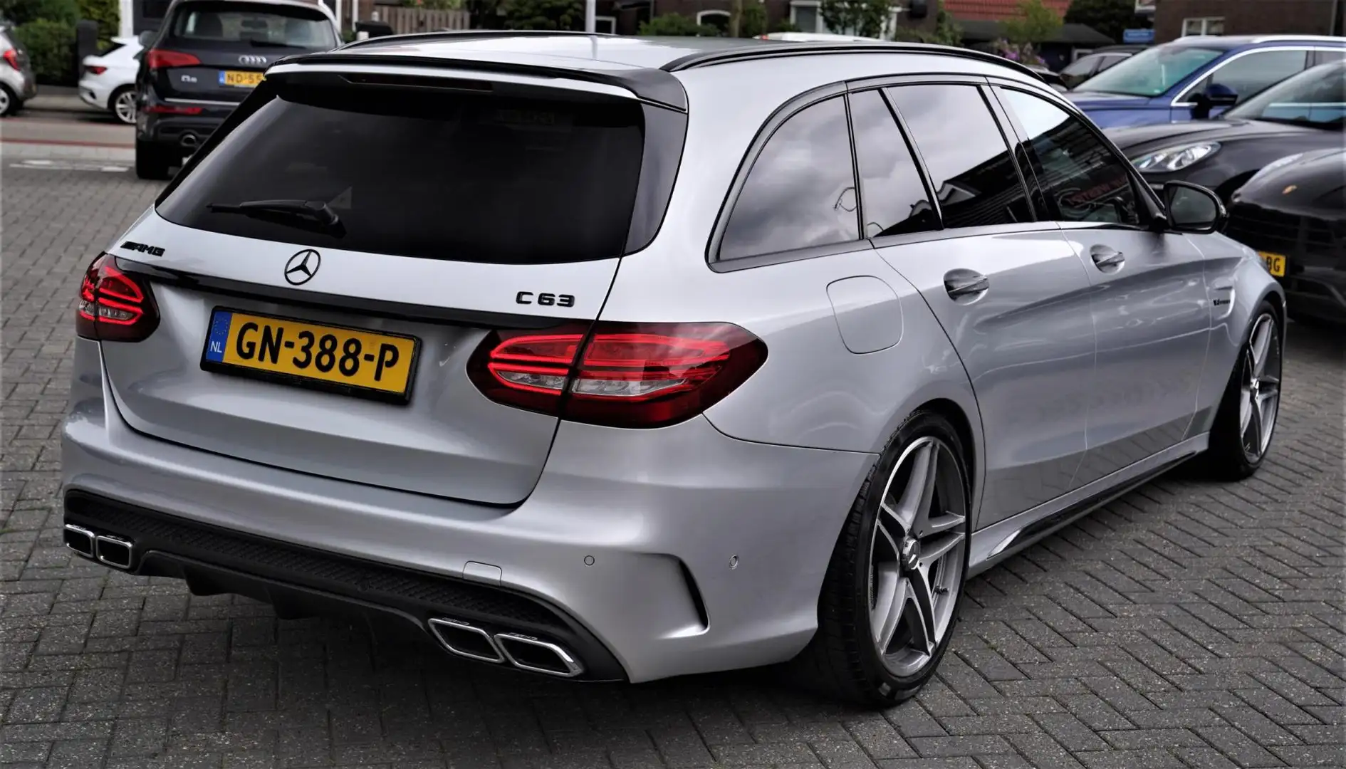 Mercedes-Benz C 63 AMG Estate | AMG schaalstoelen | IWC | Luxe leder Two Grey - 2