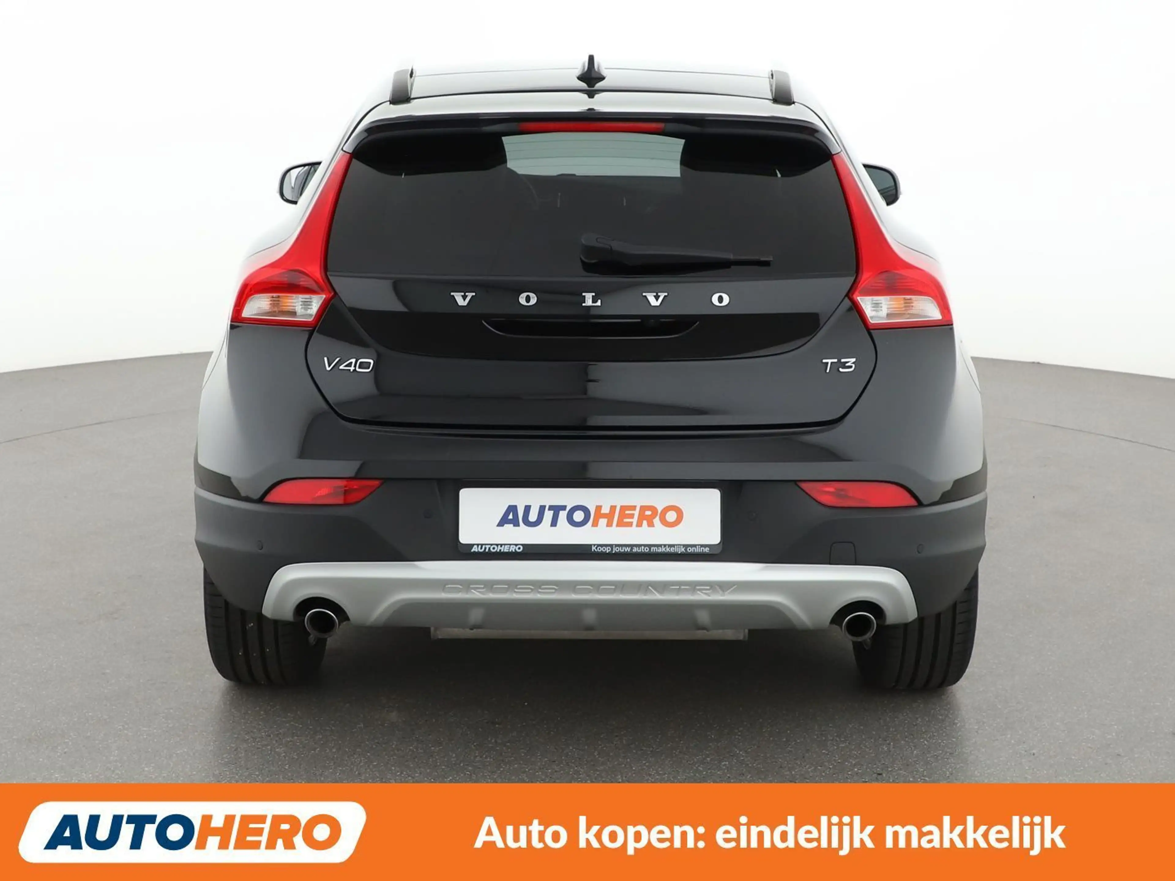 Volvo V40 Cross Country 1.5 Pro — photo 5