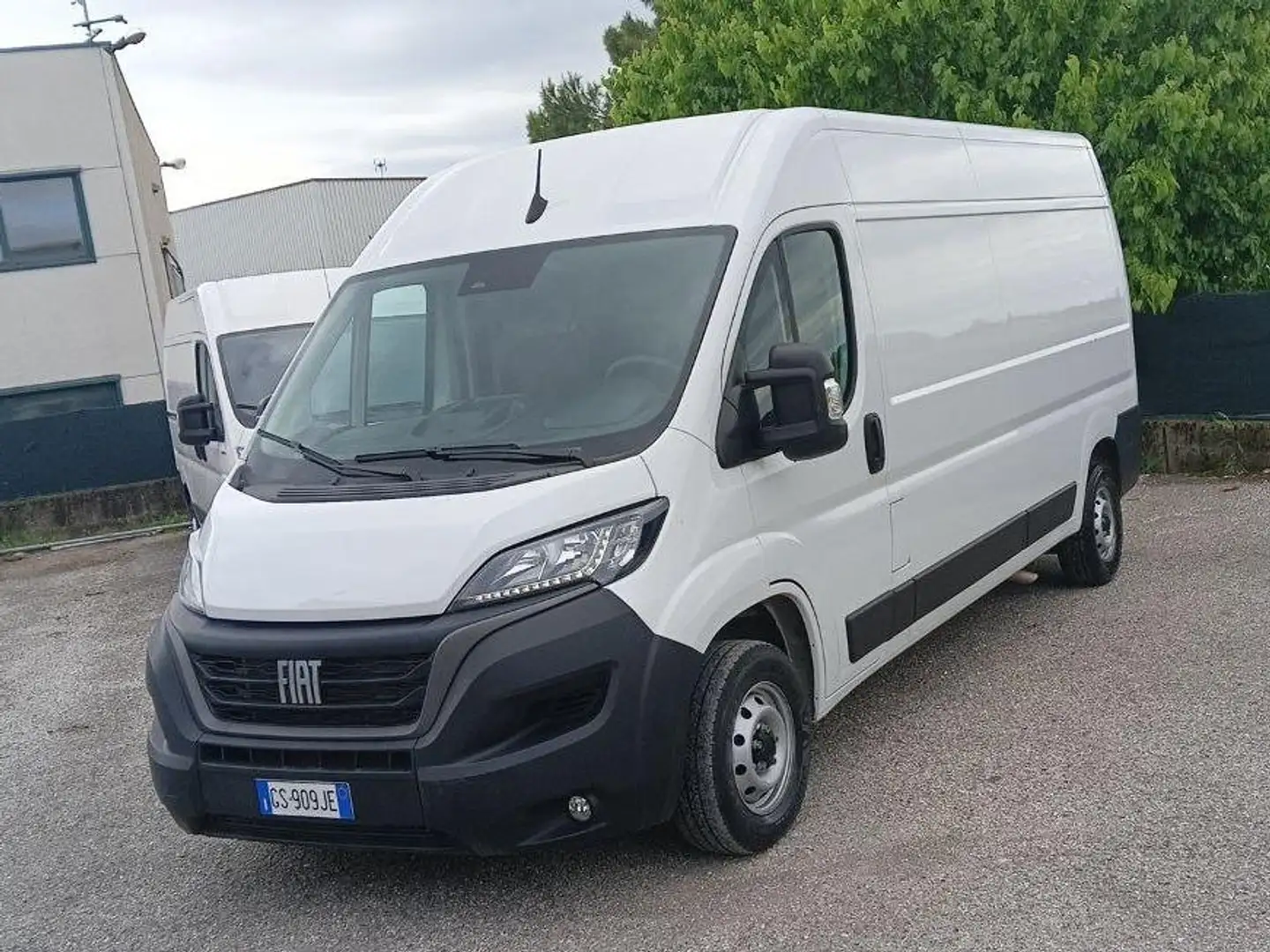 Fiat Ducato 35q L3 H2 140 cv Blanc - 2