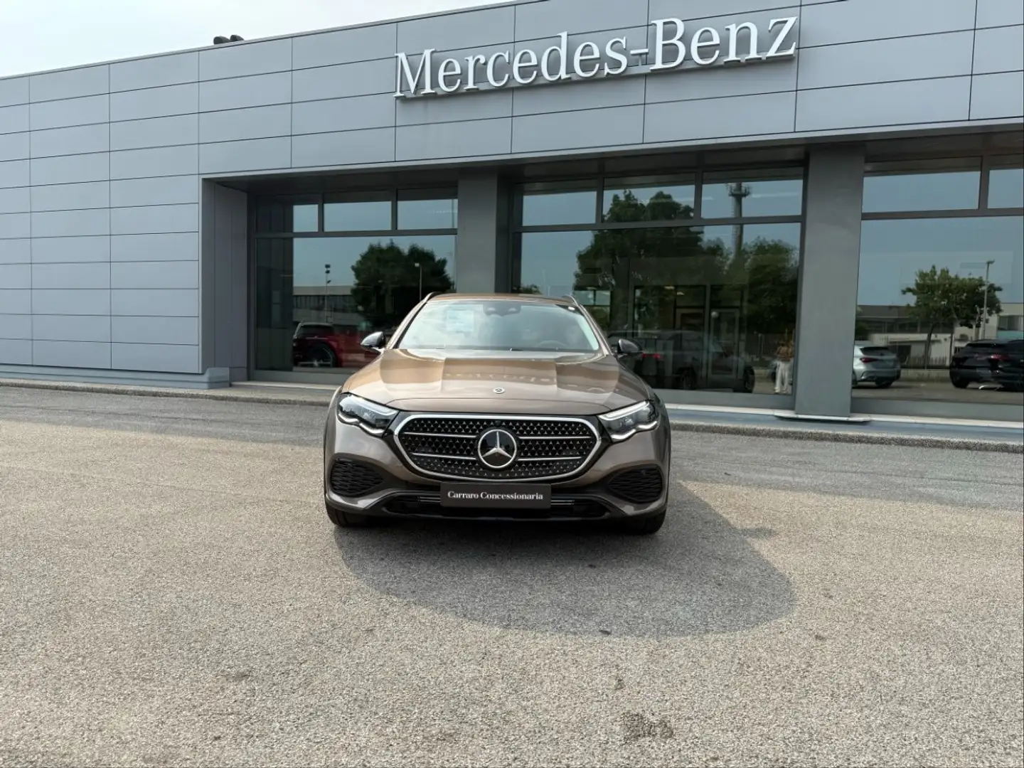 Mercedes-Benz E 220 d 4MATIC All Terrain Brun - 2