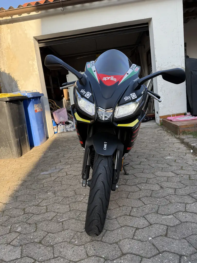 Aprilia RS 125 Aprillia RS 125 Replica Černá - 1