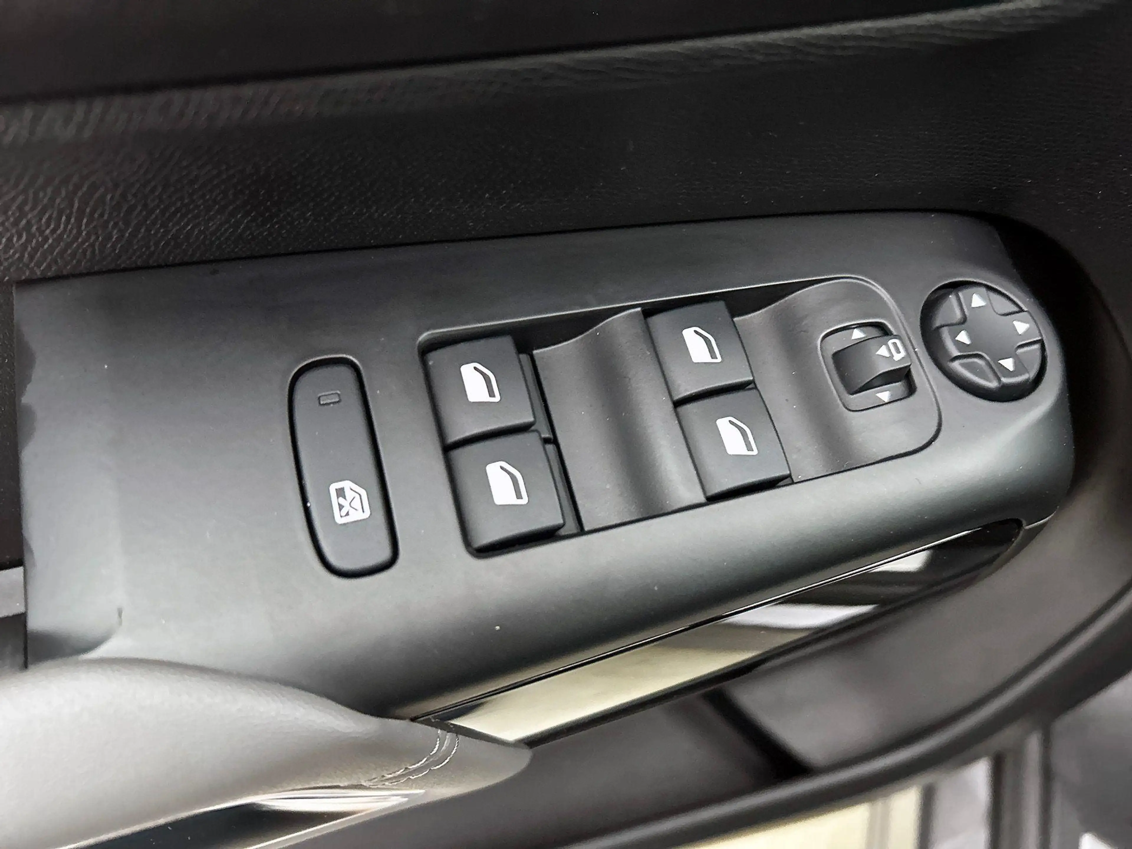 Citroen C5 Aircross 1.6 Plug-in Hybrid 225 Business Plus CAMERA | NAVI — photo 37