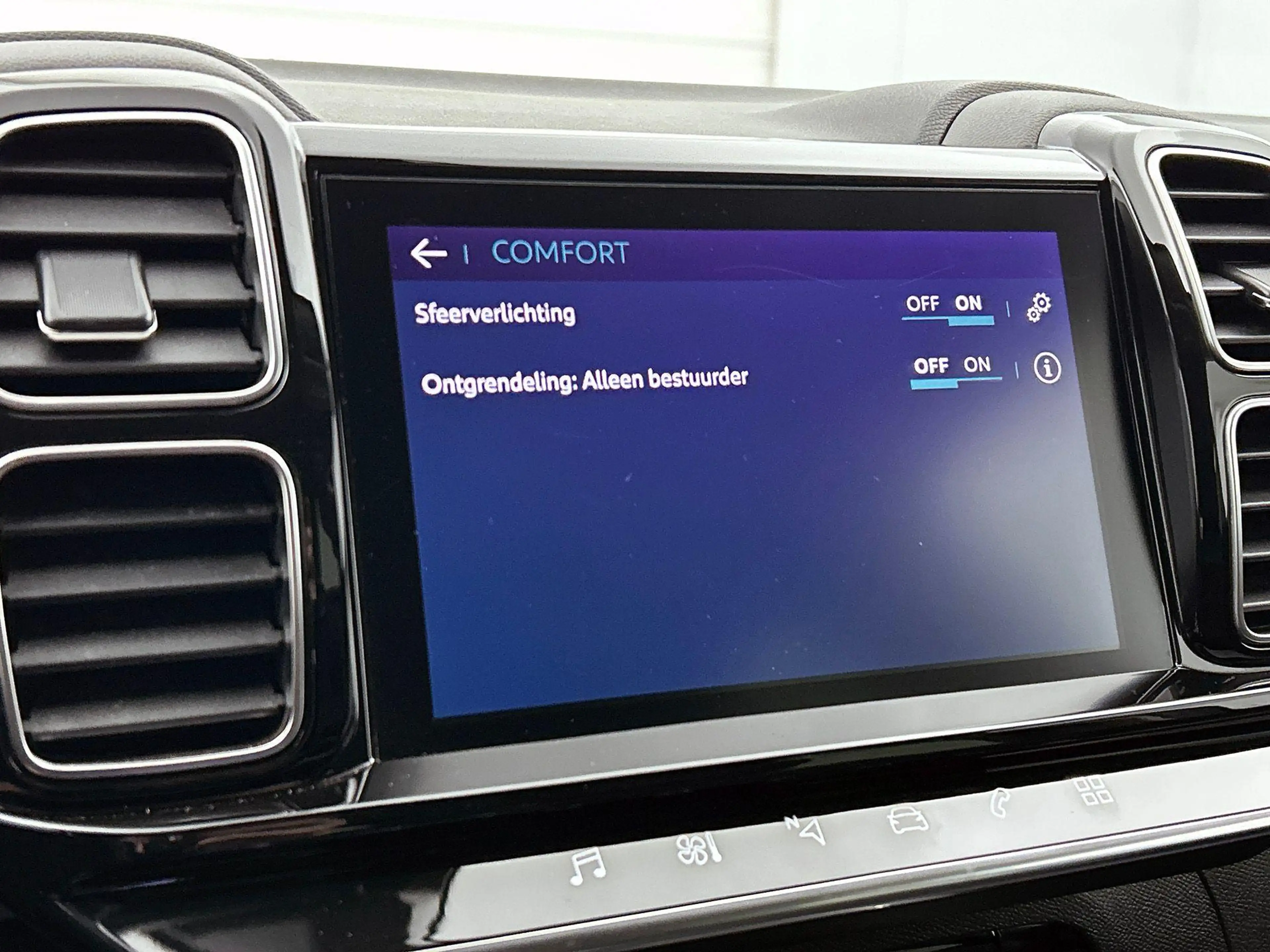 Citroen C5 Aircross 1.6 Plug-in Hybrid 225 Business Plus CAMERA | NAVI — photo 38