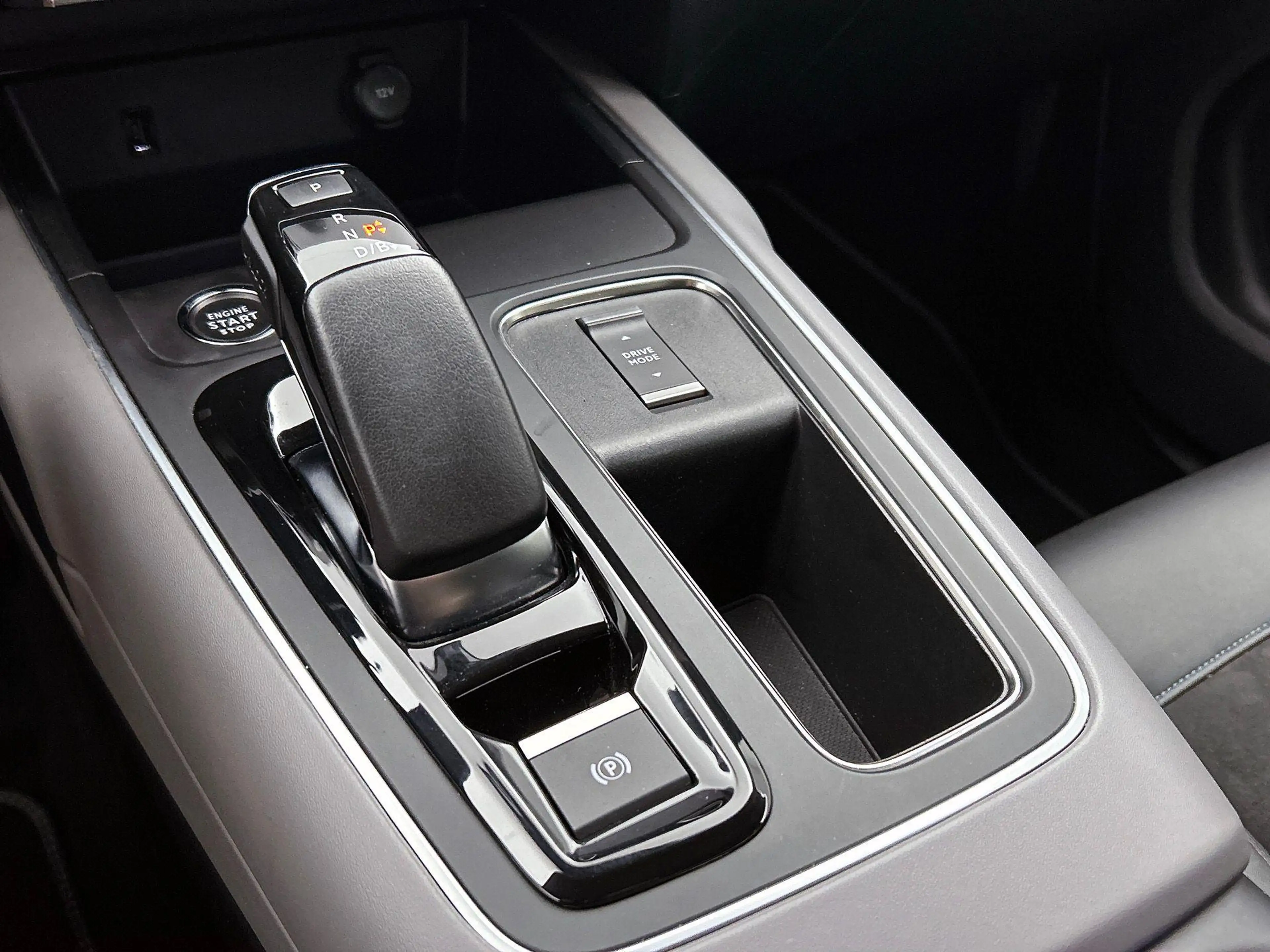 Citroen C5 Aircross 1.6 Plug-in Hybrid 225 Business Plus CAMERA | NAVI — photo 34
