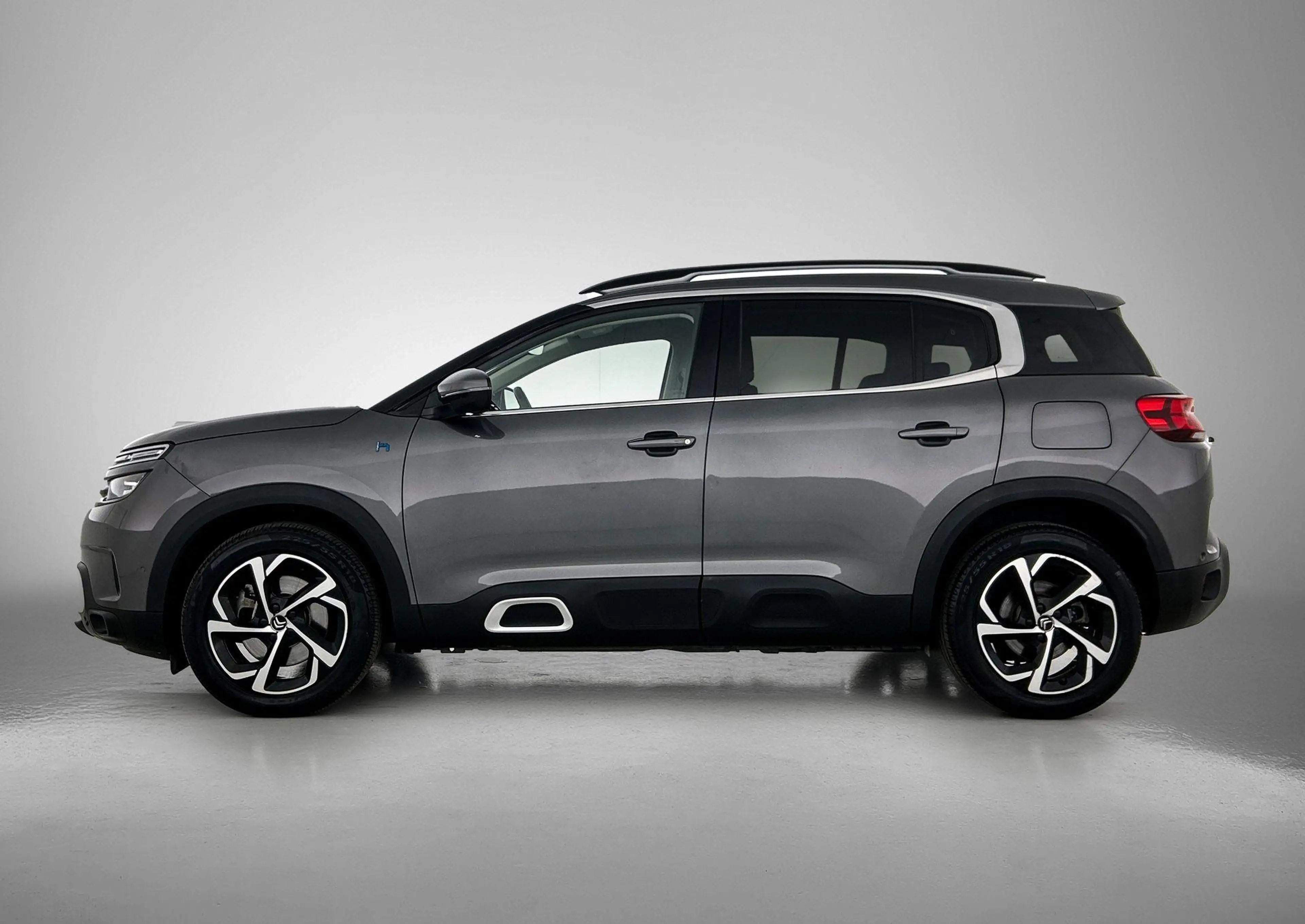 Citroen C5 Aircross 1.6 Plug-in Hybrid 225 Business Plus CAMERA | NAVI — photo 2