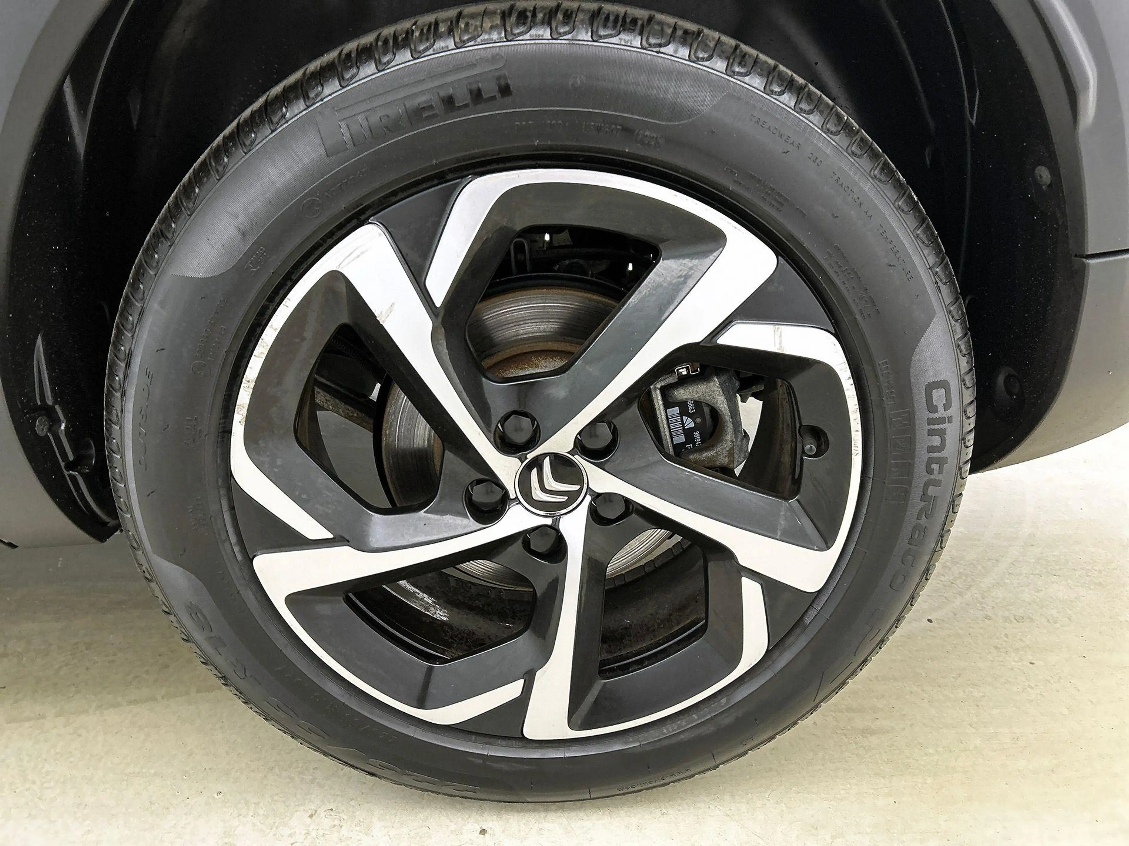 Citroen C5 Aircross 1.6 Plug-in Hybrid 225 Business Plus CAMERA | NAVI — photo 41