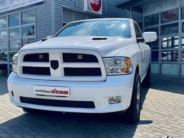Dodge RAM 1500 *Gasanlage*Leder*AZV