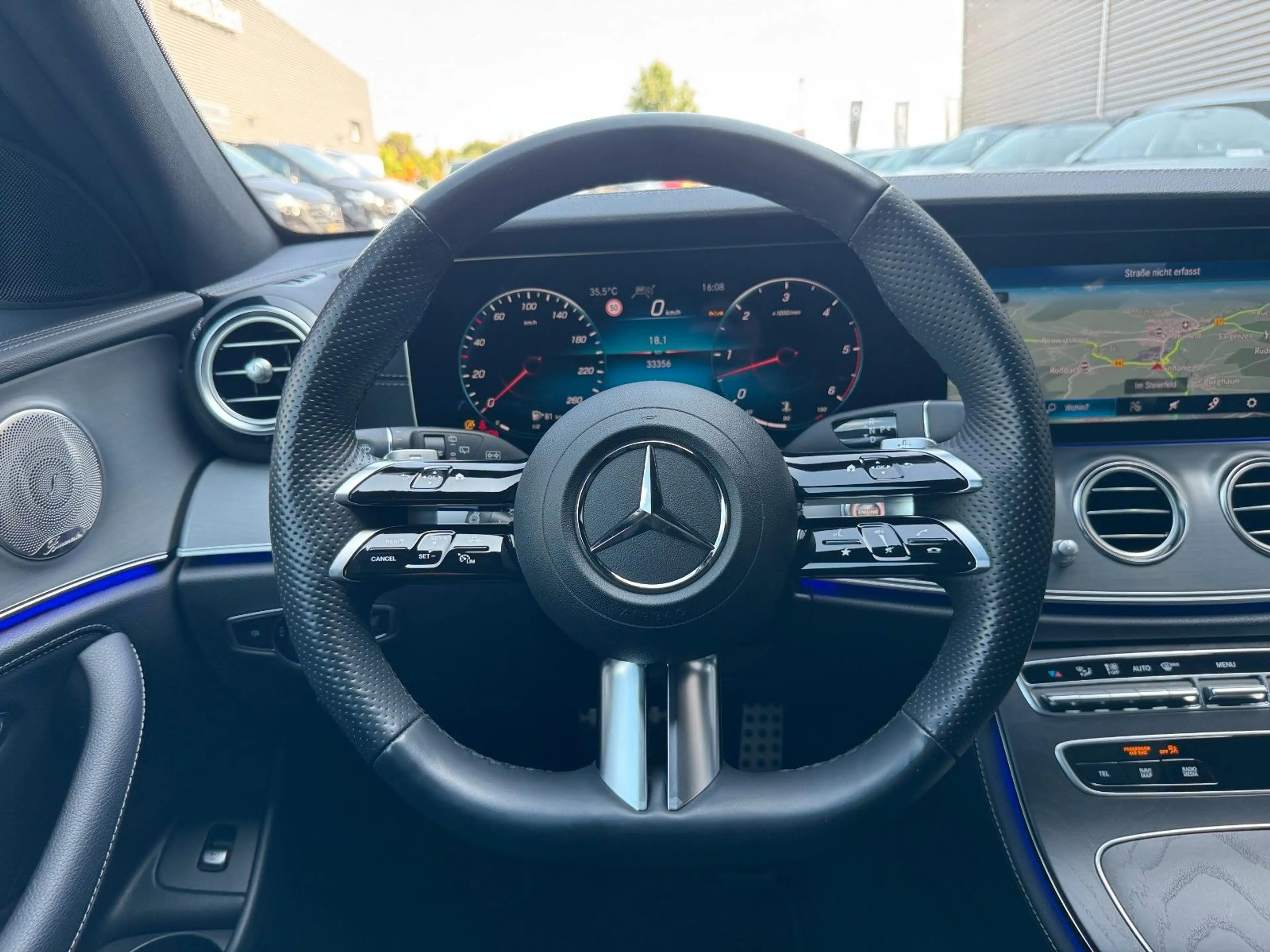 Mercedes-Benz E 400 d 4M AMG+Burm+Pano+AHK+Distr+Memory+Night — photo 14