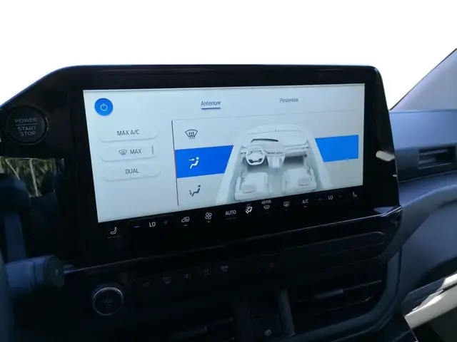 Ford Tourneo Custom view 14