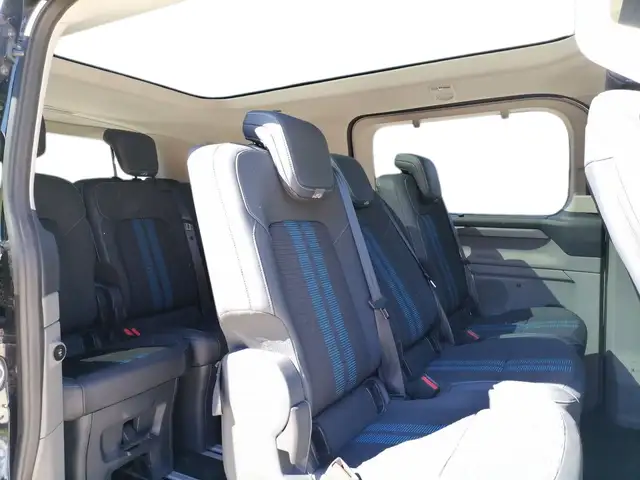 Ford Tourneo Custom view 8