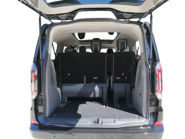 Ford Tourneo Custom view 10