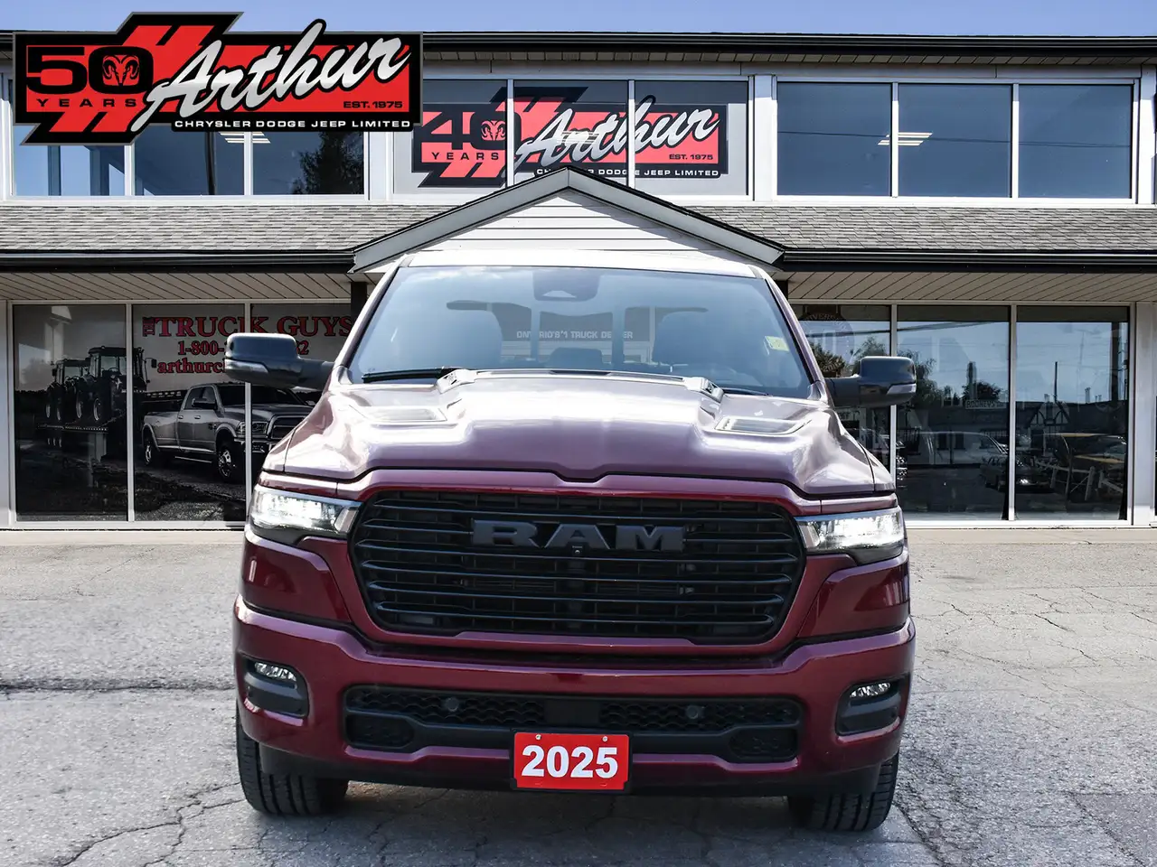 RAM 1500 снимка RAM 1500
