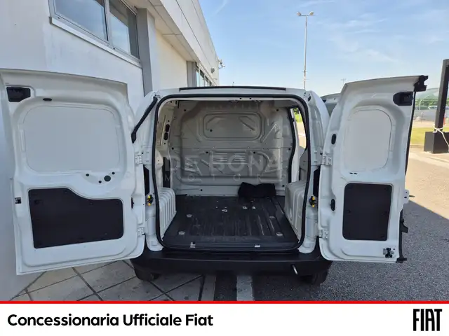 Fiat Fiorino view 13