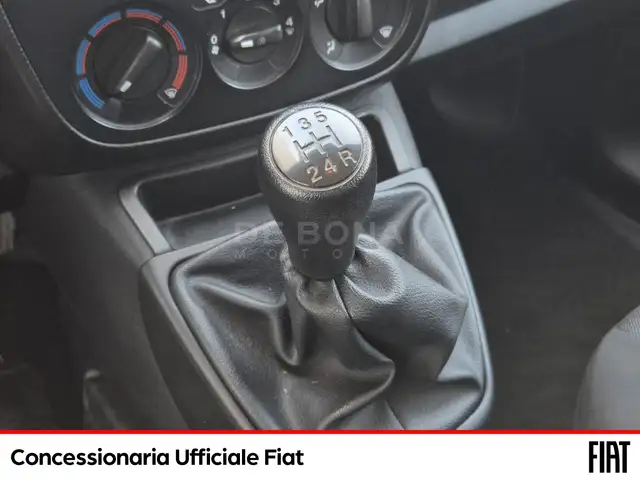 Fiat Fiorino view 11