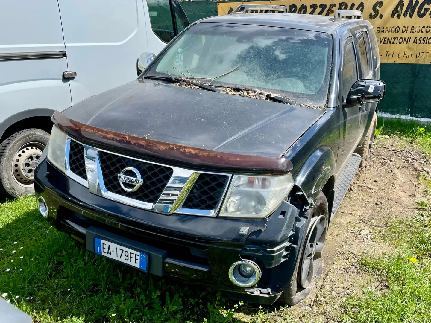 Nissan Pathfinder 2.5 dci Platinum auto - 1