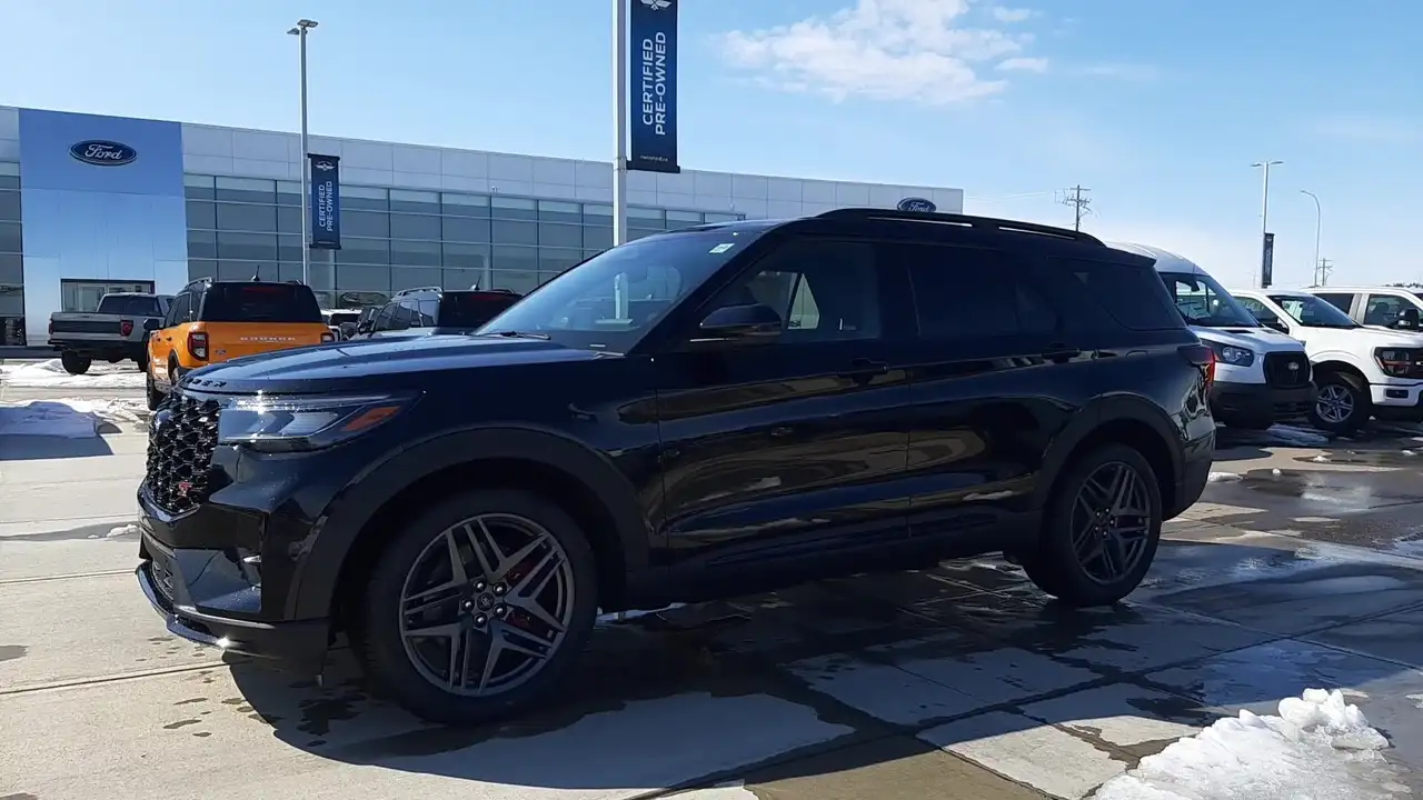 Ford Explorer снимка Ford Explorer