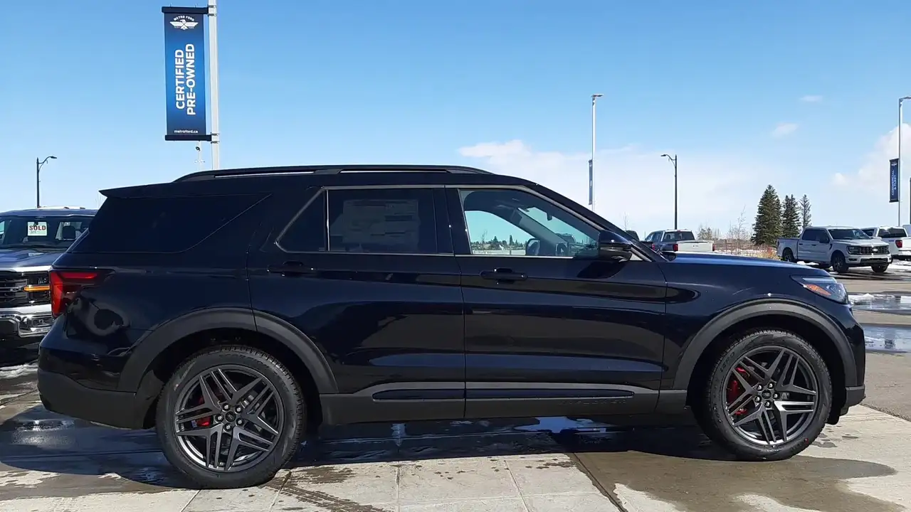 Ford Explorer снимка Ford Explorer