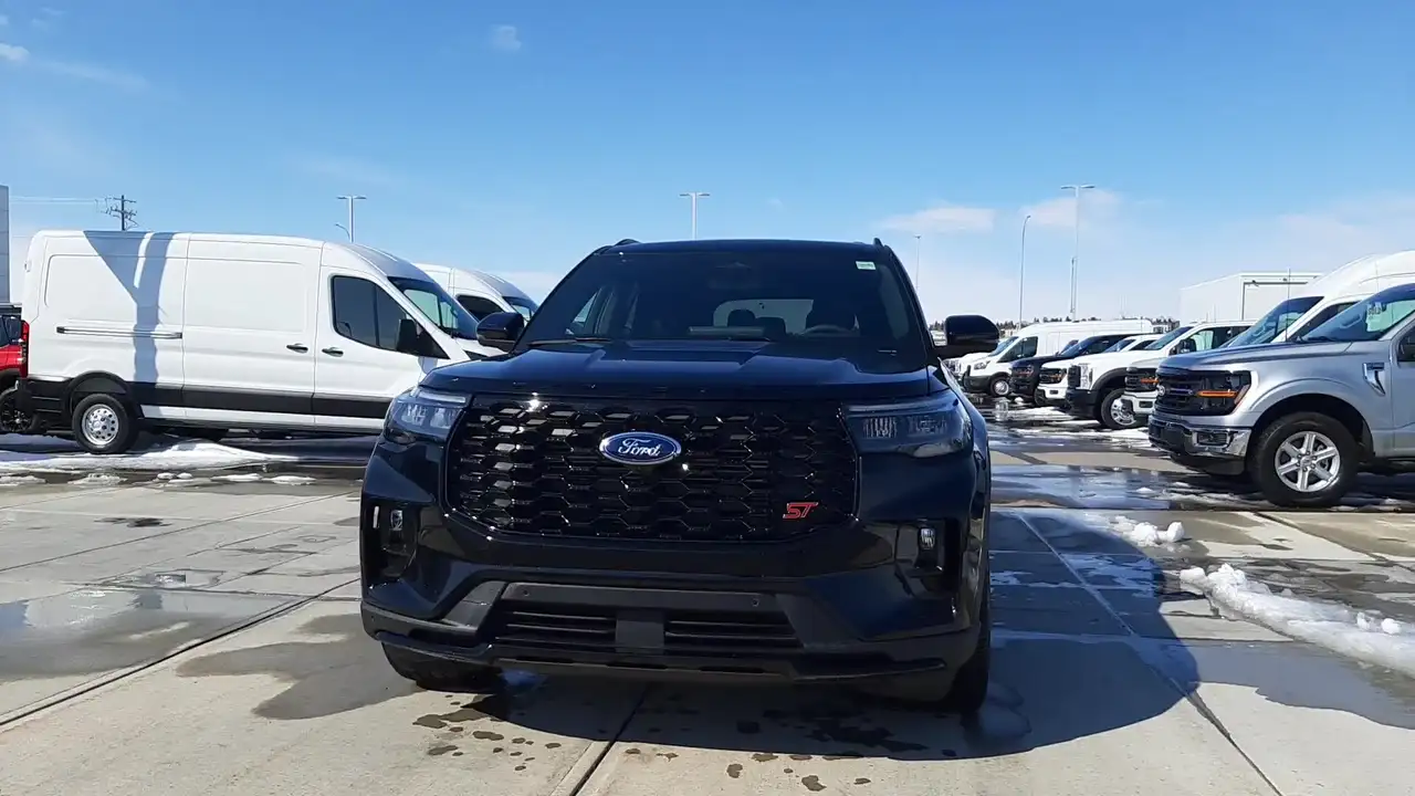 Ford Explorer снимка Ford Explorer
