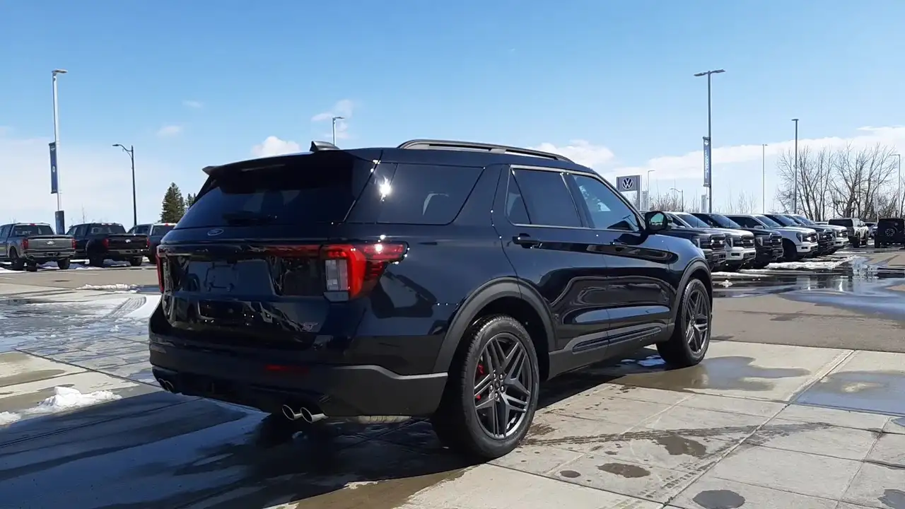 Ford Explorer снимка Ford Explorer