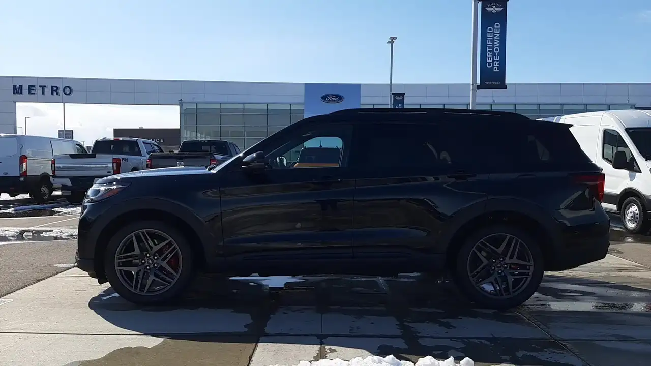 Ford Explorer снимка Ford Explorer